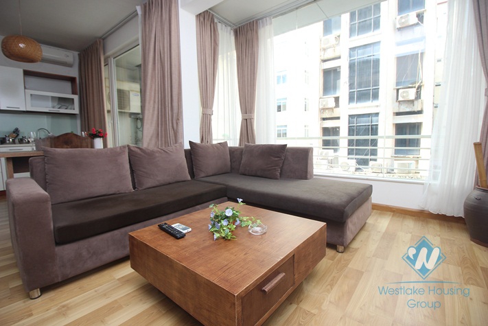 Service one bedroom apartment for rent in city center, Ha Noi